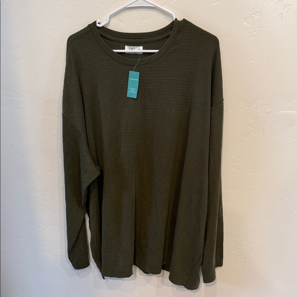 Olive Green Women's Top 24/7 new with tags - Picture 2 of 6